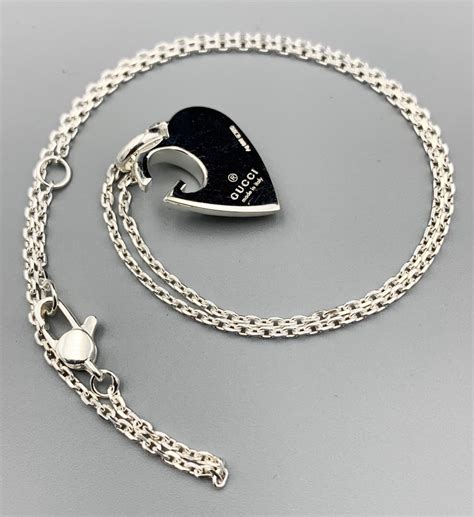 gucci silver heart ne